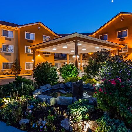 Best Western Plus Caldwell Inn & Suites Екстериор снимка