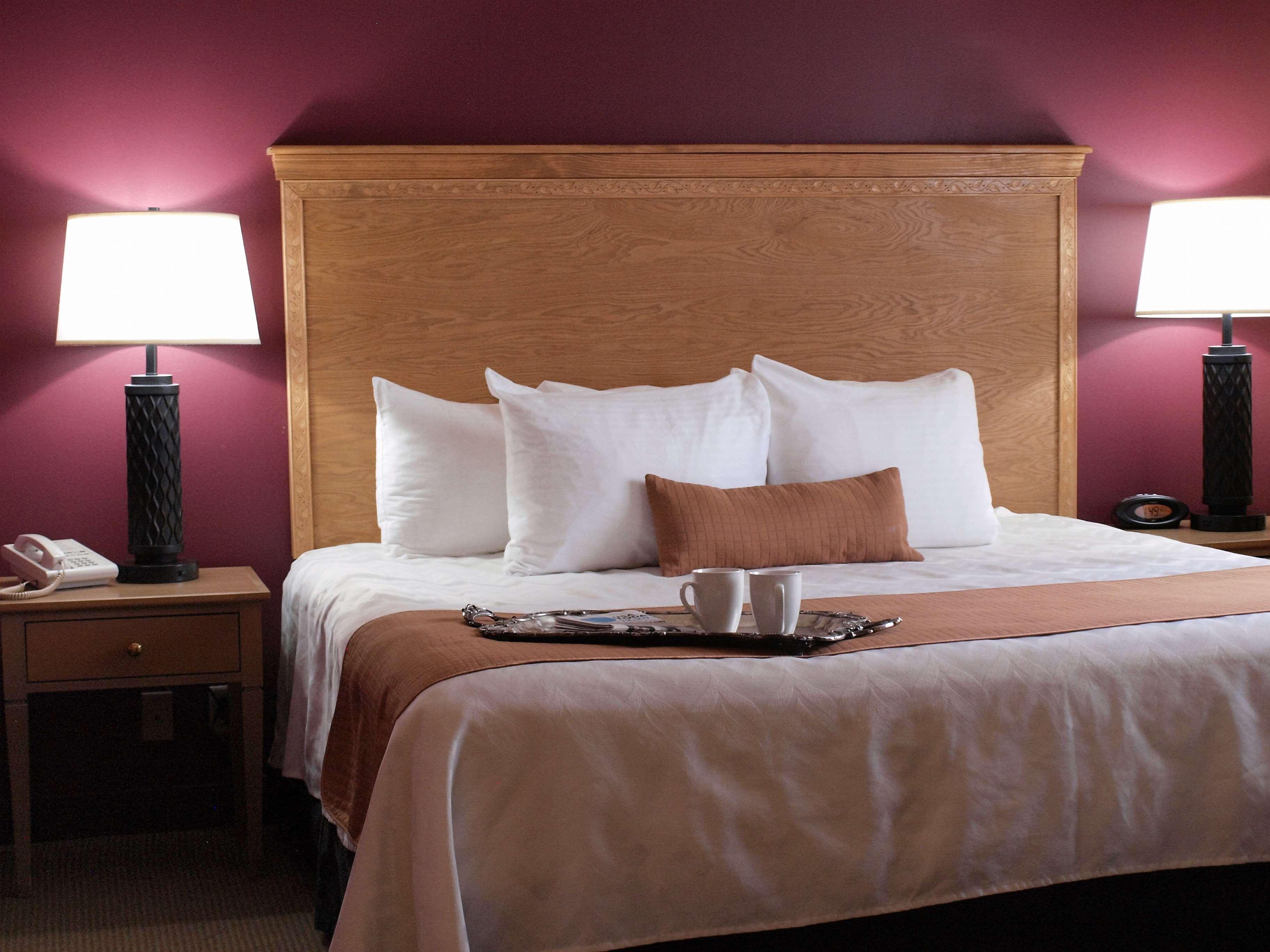 Best Western Plus Caldwell Inn & Suites Екстериор снимка