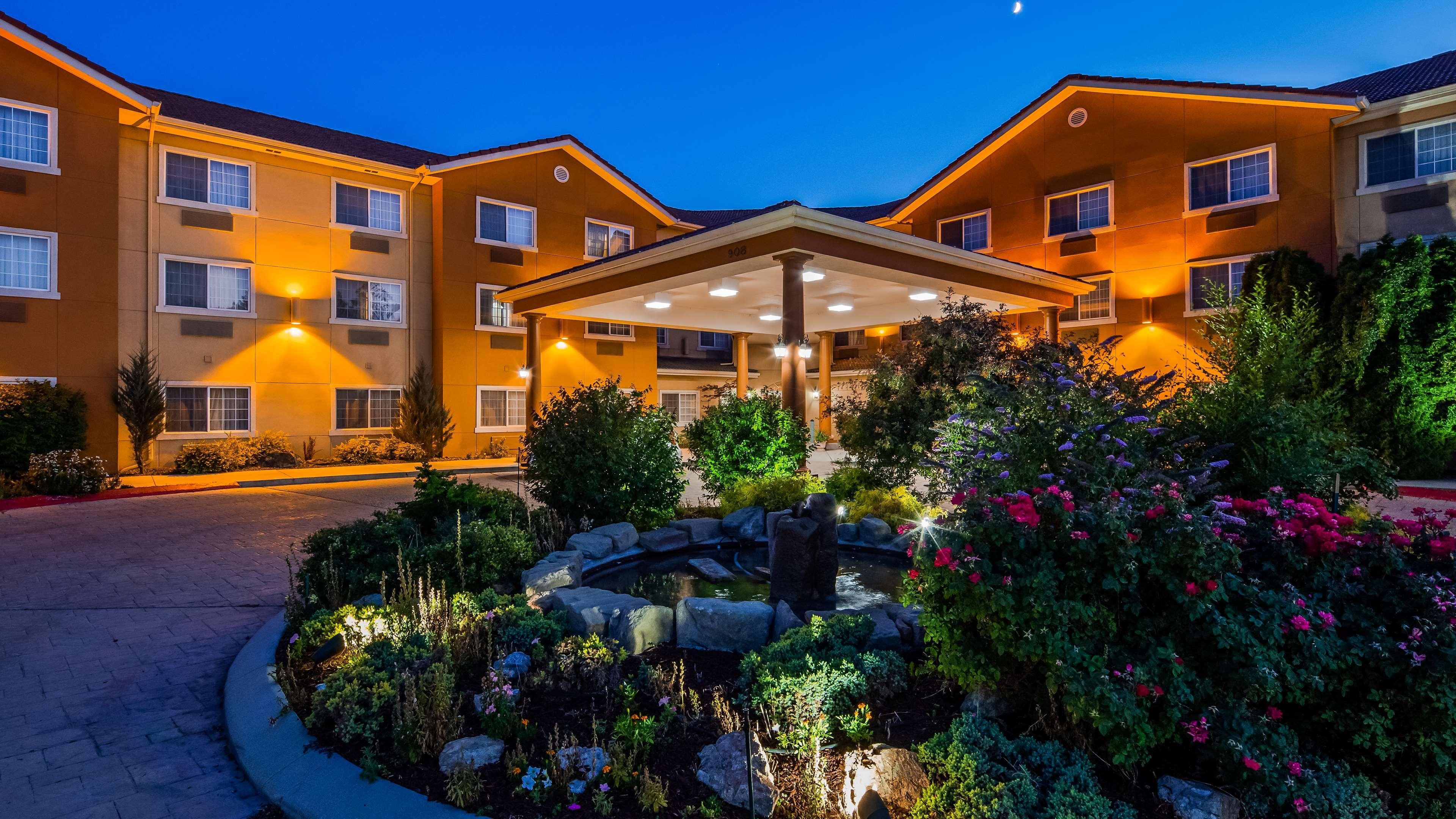Best Western Plus Caldwell Inn & Suites Екстериор снимка