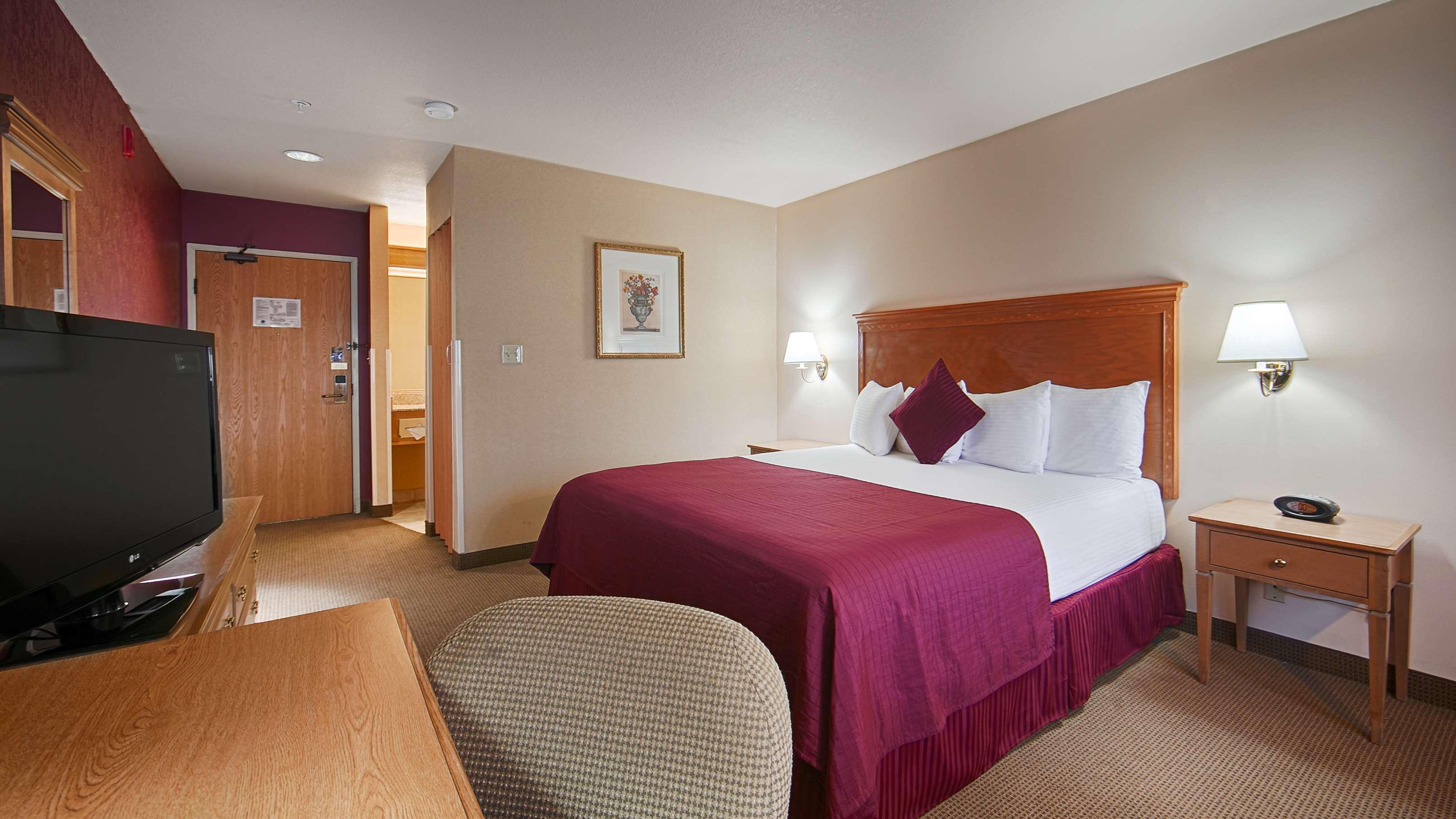 Best Western Plus Caldwell Inn & Suites Екстериор снимка