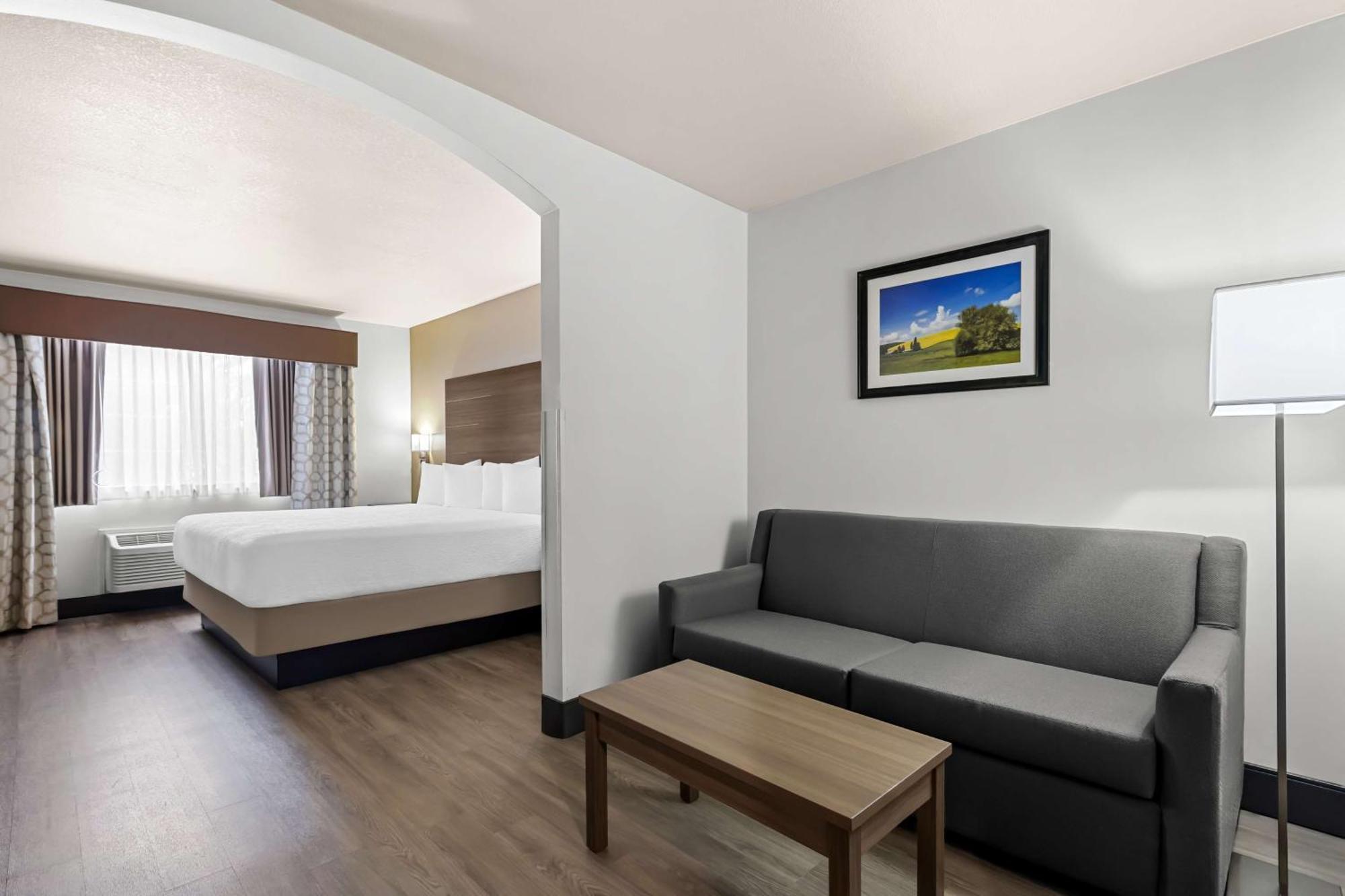 Best Western Plus Caldwell Inn & Suites Екстериор снимка