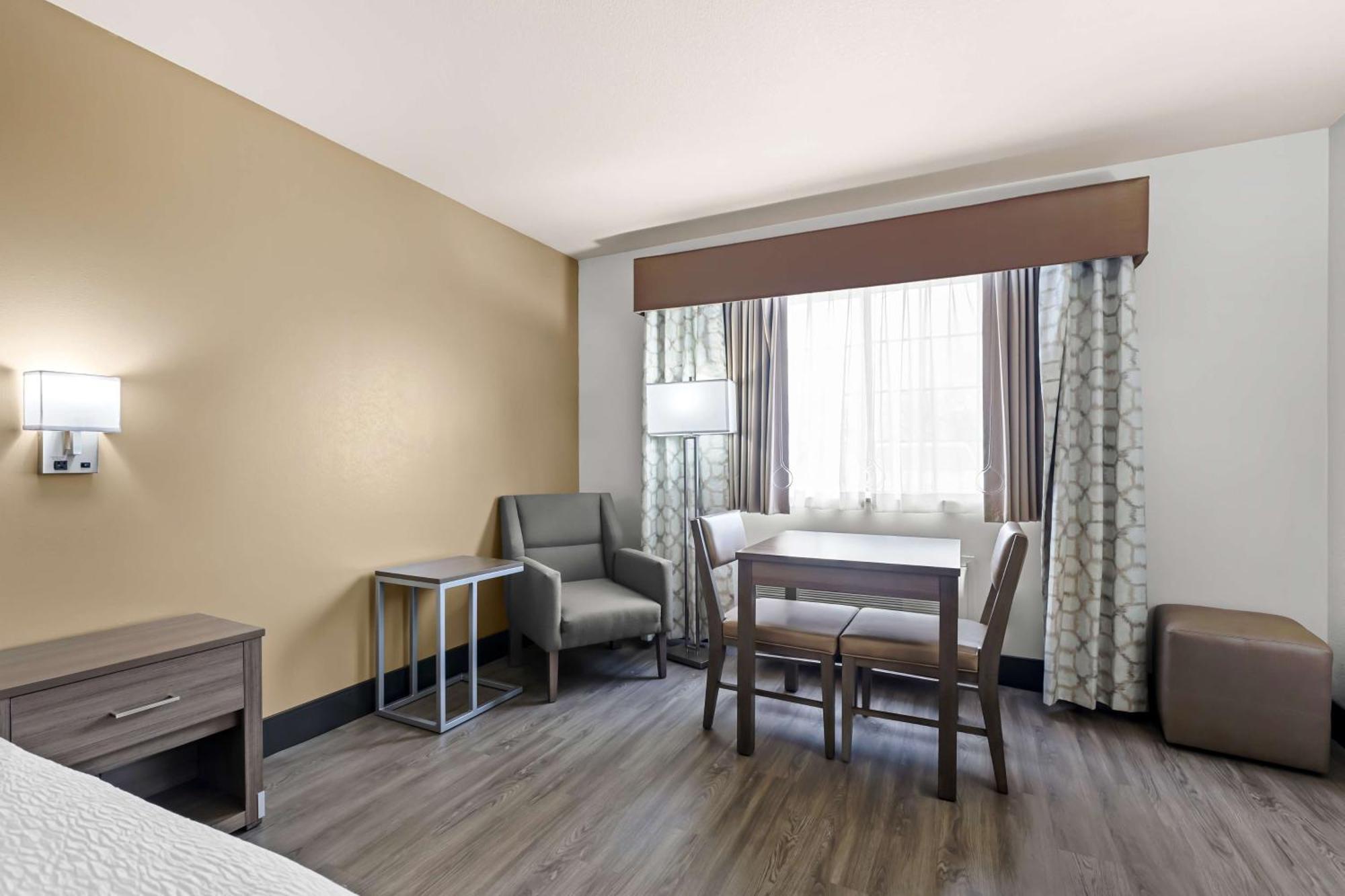 Best Western Plus Caldwell Inn & Suites Екстериор снимка