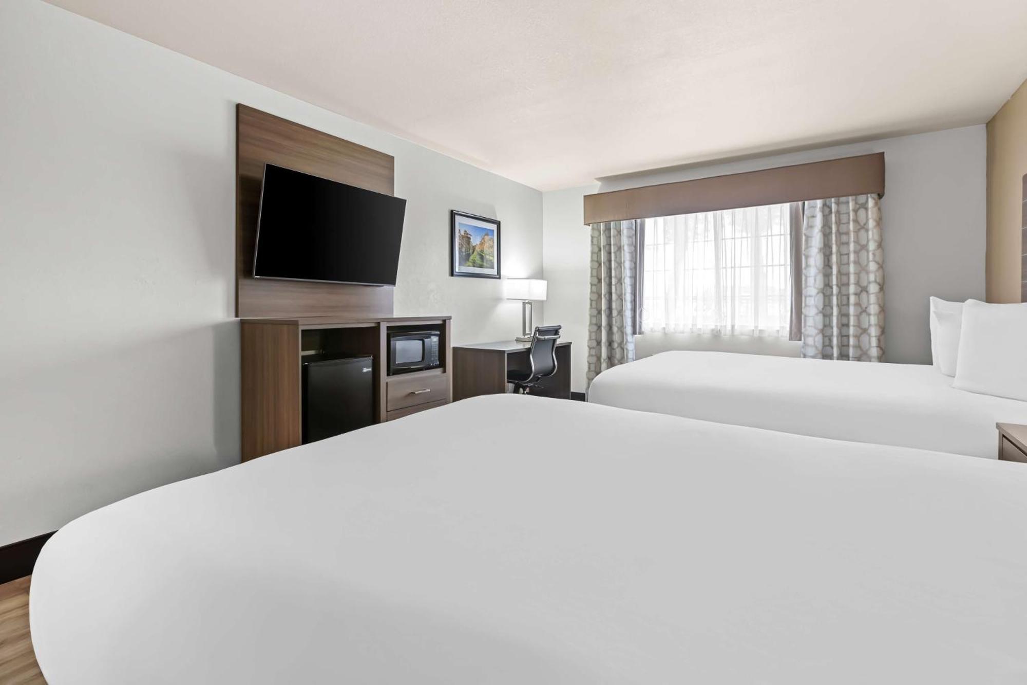 Best Western Plus Caldwell Inn & Suites Екстериор снимка