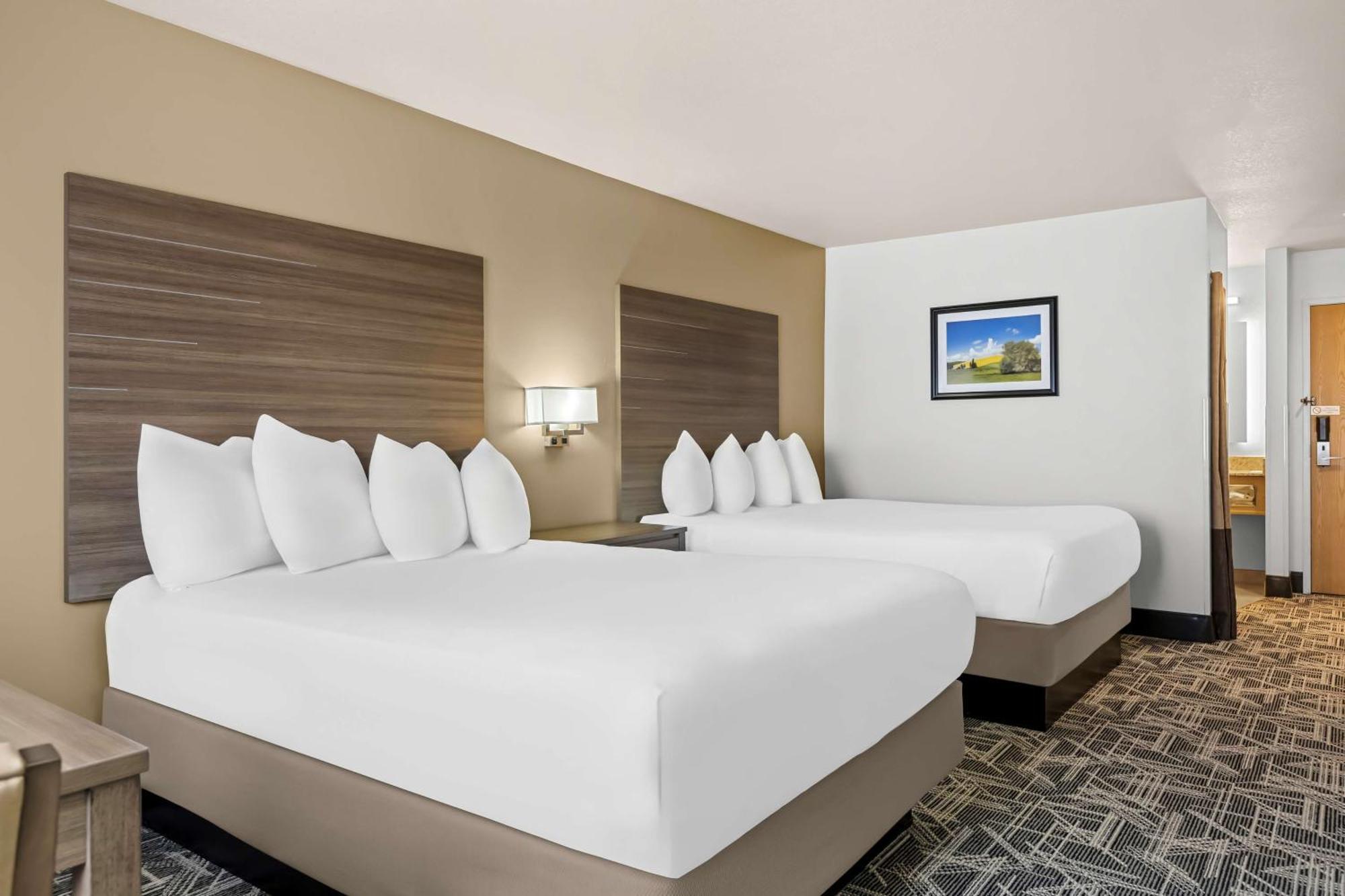 Best Western Plus Caldwell Inn & Suites Екстериор снимка