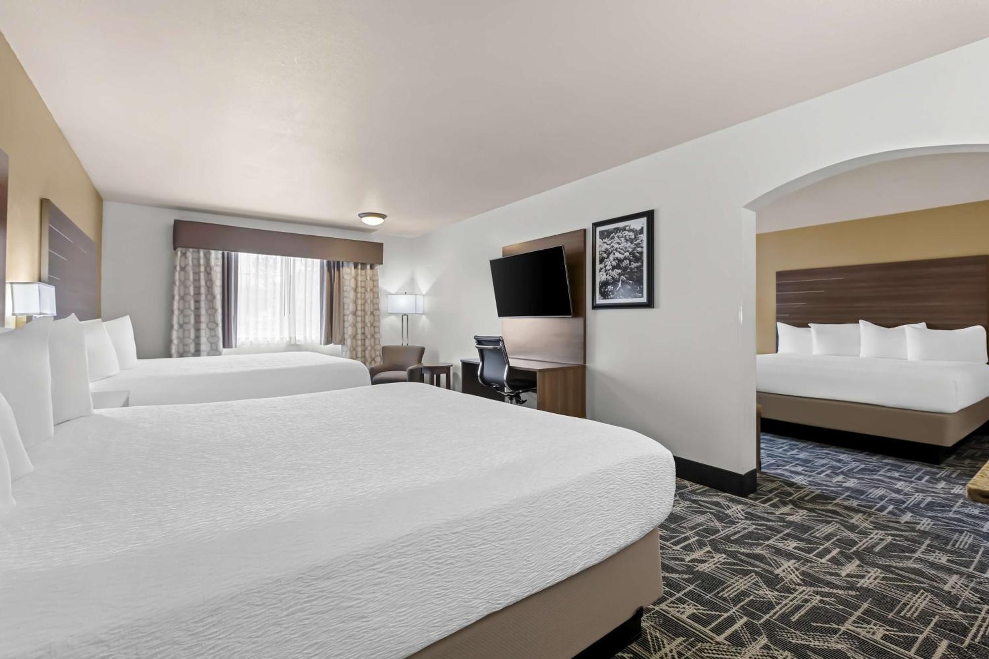 Best Western Plus Caldwell Inn & Suites Екстериор снимка