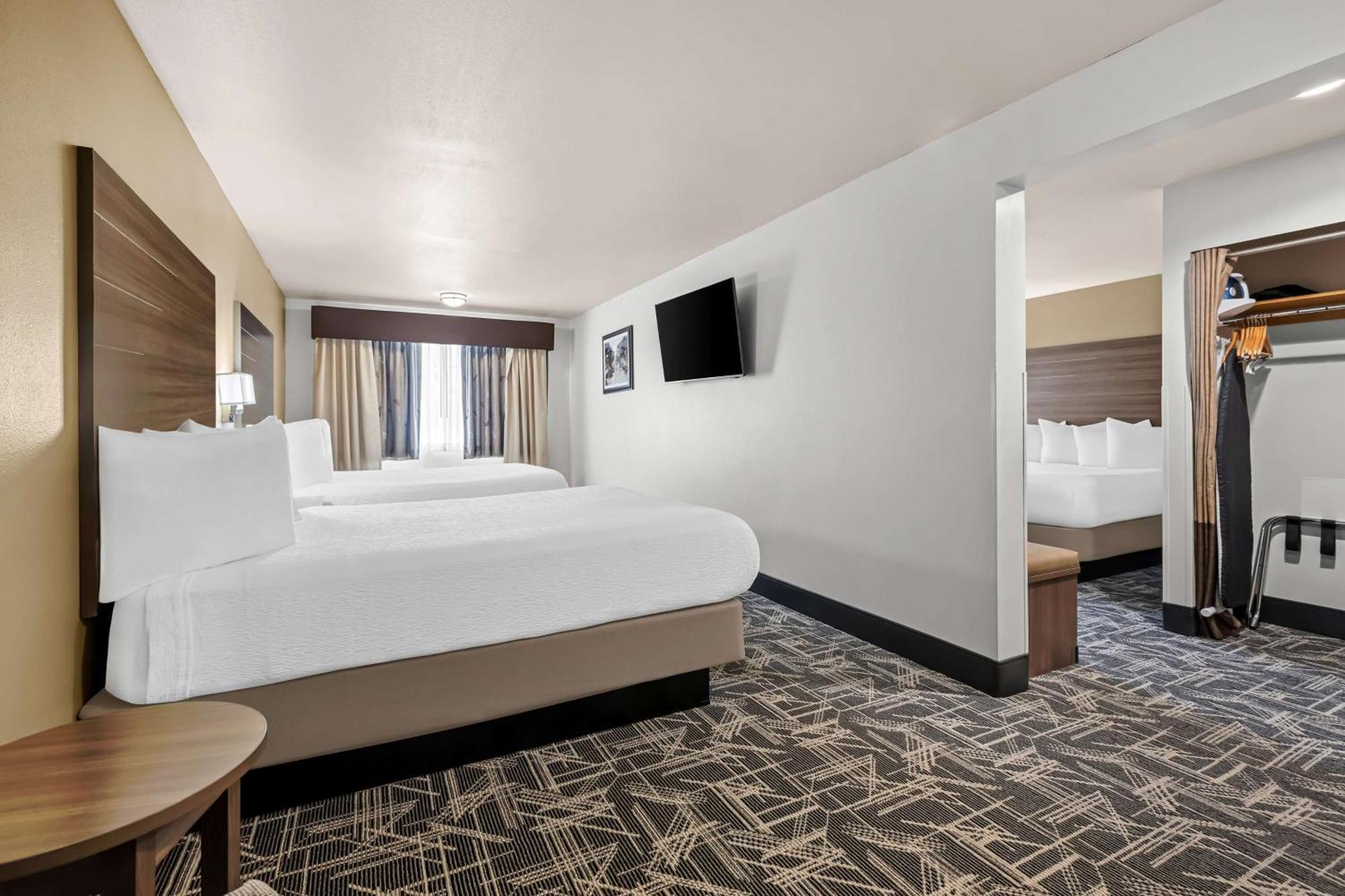 Best Western Plus Caldwell Inn & Suites Екстериор снимка